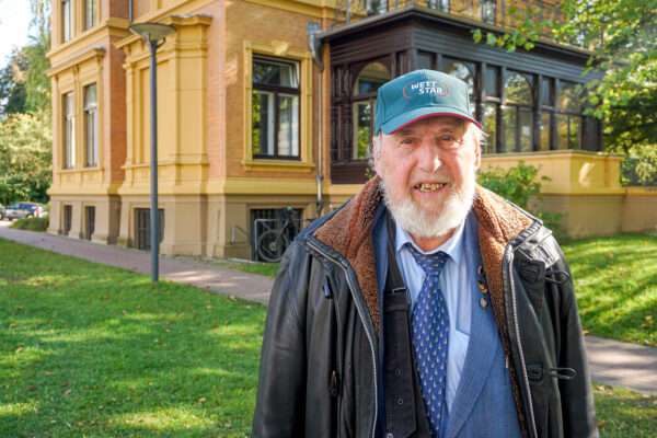 2016 wurde Dieter Schreck für sein Engagement beim ETV ausgzeichnet: Eimsbüttel wählte ihn zum „Held des Viertels”.