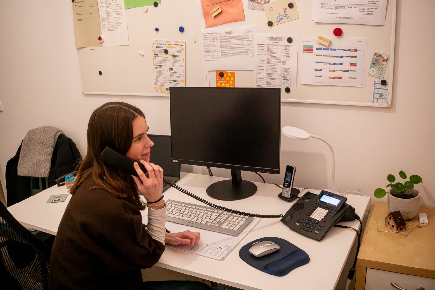 Die Jugendliche sind da, wenn andere Jugendliche bei der "Nummer gegen Kummer" anrufen. Foto: Aaron Müller