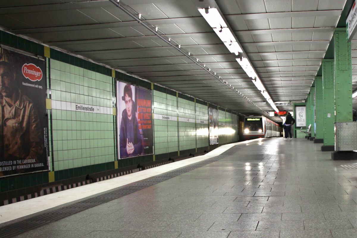 Aufgrund des Streiks fahren Montag am Montag nur noch eingeschränkt Busse - der U-Bahnverkehr fällt ganz aus.