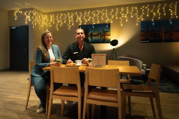 Bibi und Achim leiten das hauseigene Restaurant im David Lloyd Meridian Club in Eppendorf/Eimsbüttel.Foto: David Lloyd