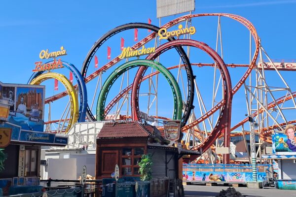 Die Olympia Looping kommt zurück nach Hamburg