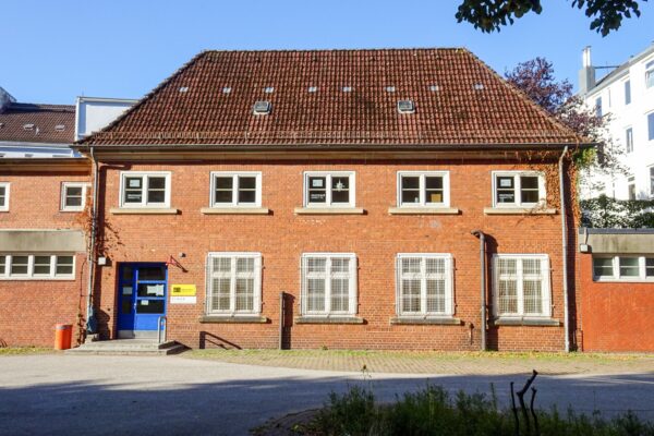 Viele Eimsbütteler kennen das Kreativhaus in der Telemannstraße, doch der Verein sucht dringend Unterstützer. Foto: privat