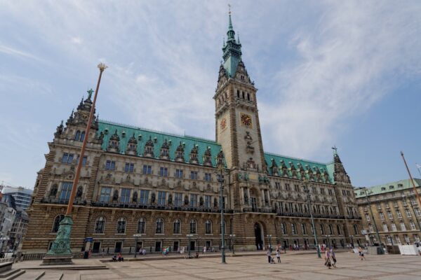 Am Donnerstag findet auf dem Rathausmarkt eine Demo gegen sexualisierte Gewalt statt. Archivbild: Eimsbuetteler Nachrichten