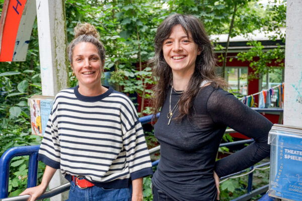 Felicia Grau und Fiona Grassl vom Hoheluftschiff. Foto: Julia Haas