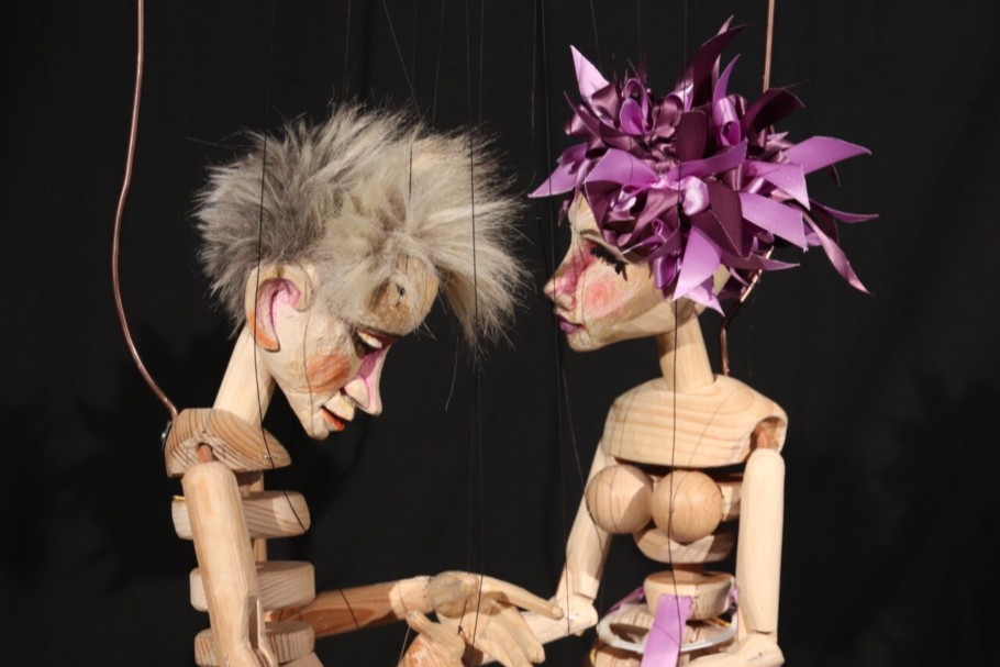  Georg Büchners Marionettenspiel „Leonce und Lena“ wird am 9. Oktober gezeigt. 
Bild: Theather Rosenfisch