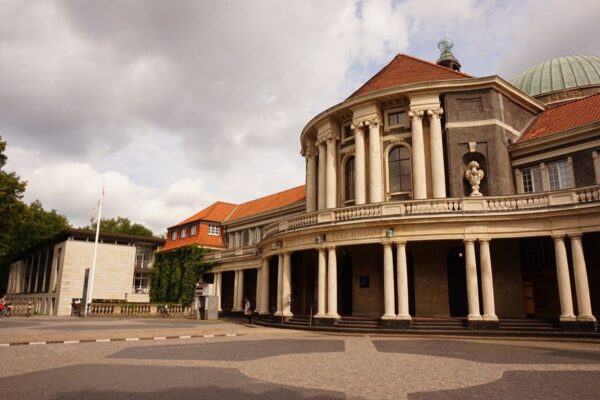 Universität Hamburg Außenansicht. Foto: Katharina Ueberscher